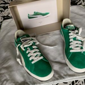 kelly green puma suede